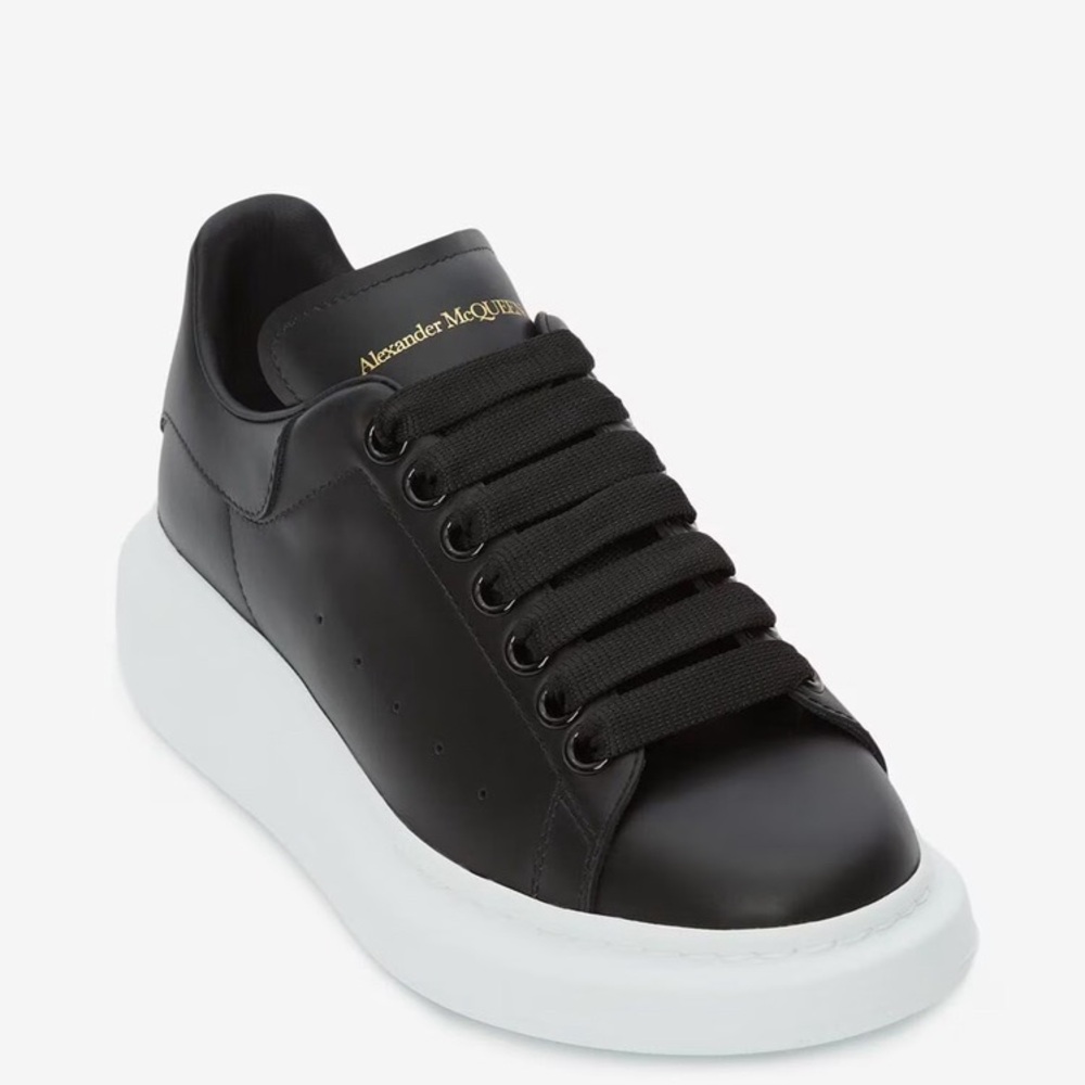 Alexander McQueen Oversized Black Sneakers Size EU 38 Luxurious, Elegant & Chic
